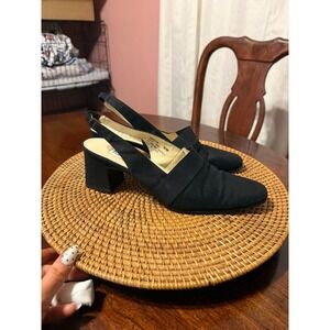 Madeline Stuart Womens Black Fabric Slingback Block Heel Pumps Almond Toe 10M